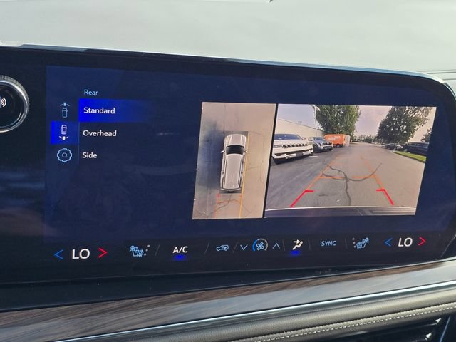 Used 2025 Chevrolet Tahoe LT RWD image 21