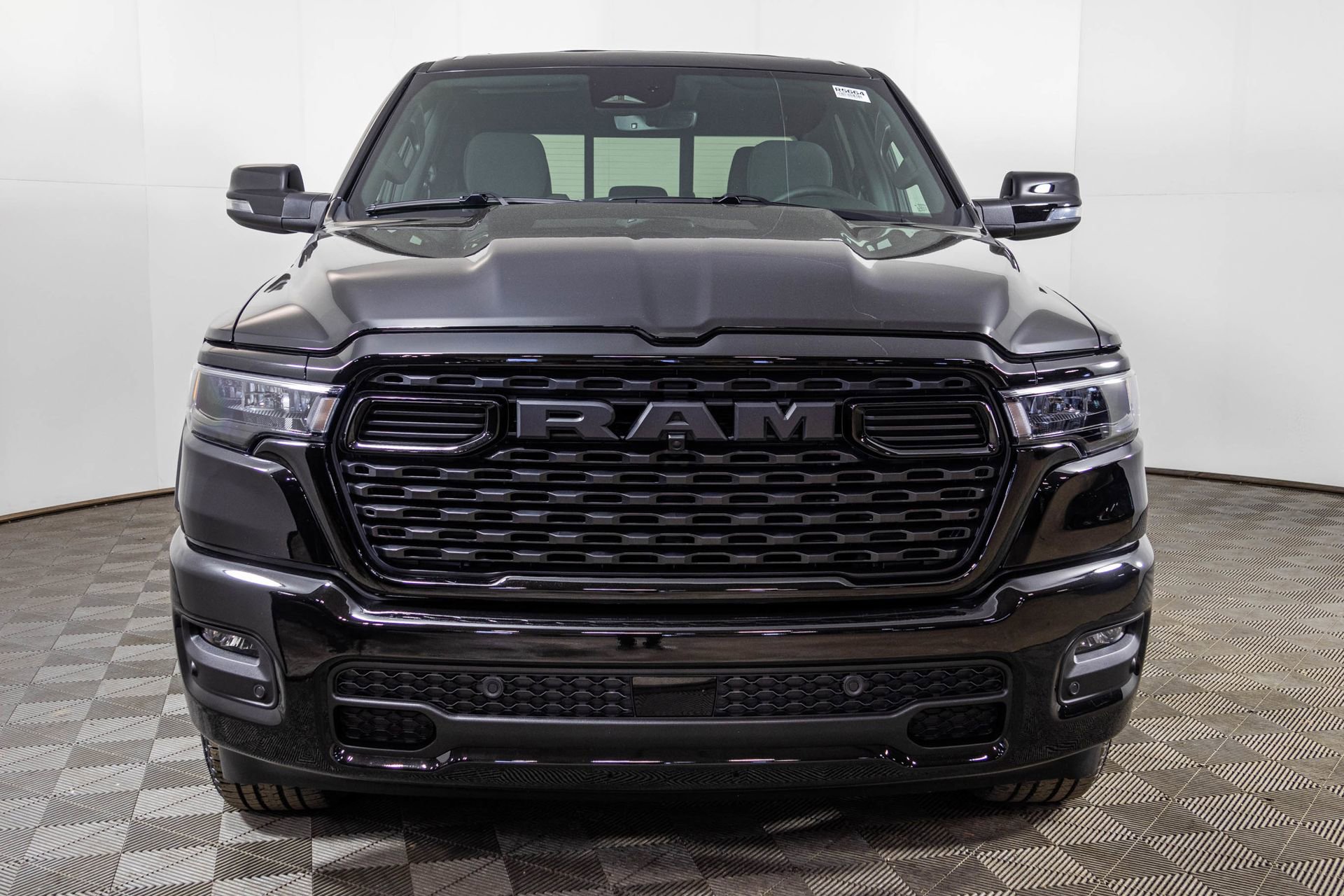 New 2026 RAM 1500 4x4 Crew Cab image 12