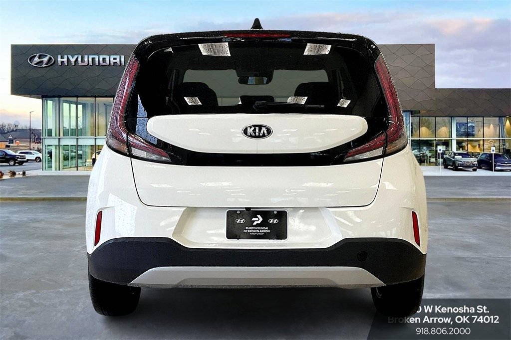 Used 2024 Kia Soul LX w/ Option Group 015 image 4