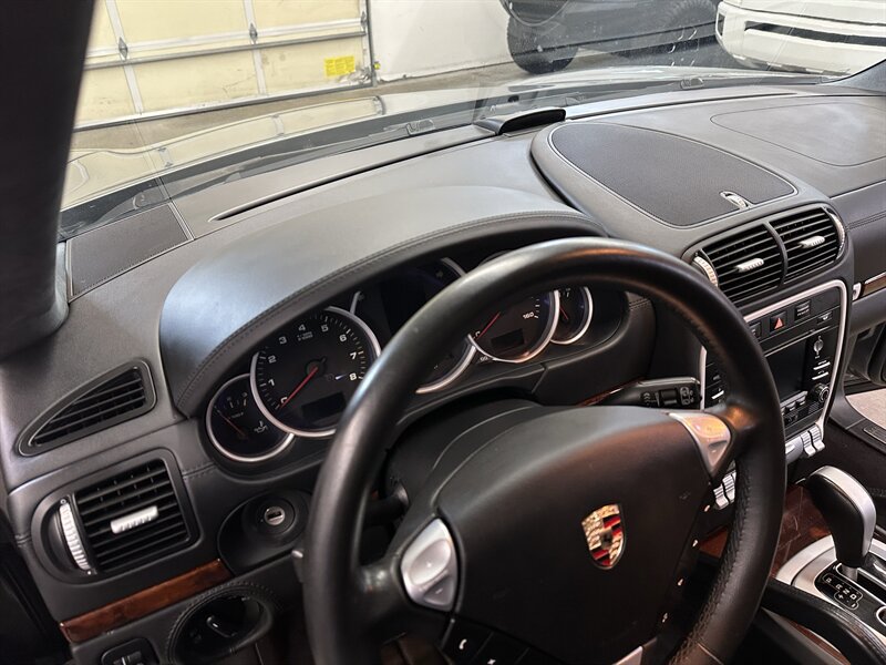 Used 2009 Porsche Cayenne GTS AWD/4WD image 25
