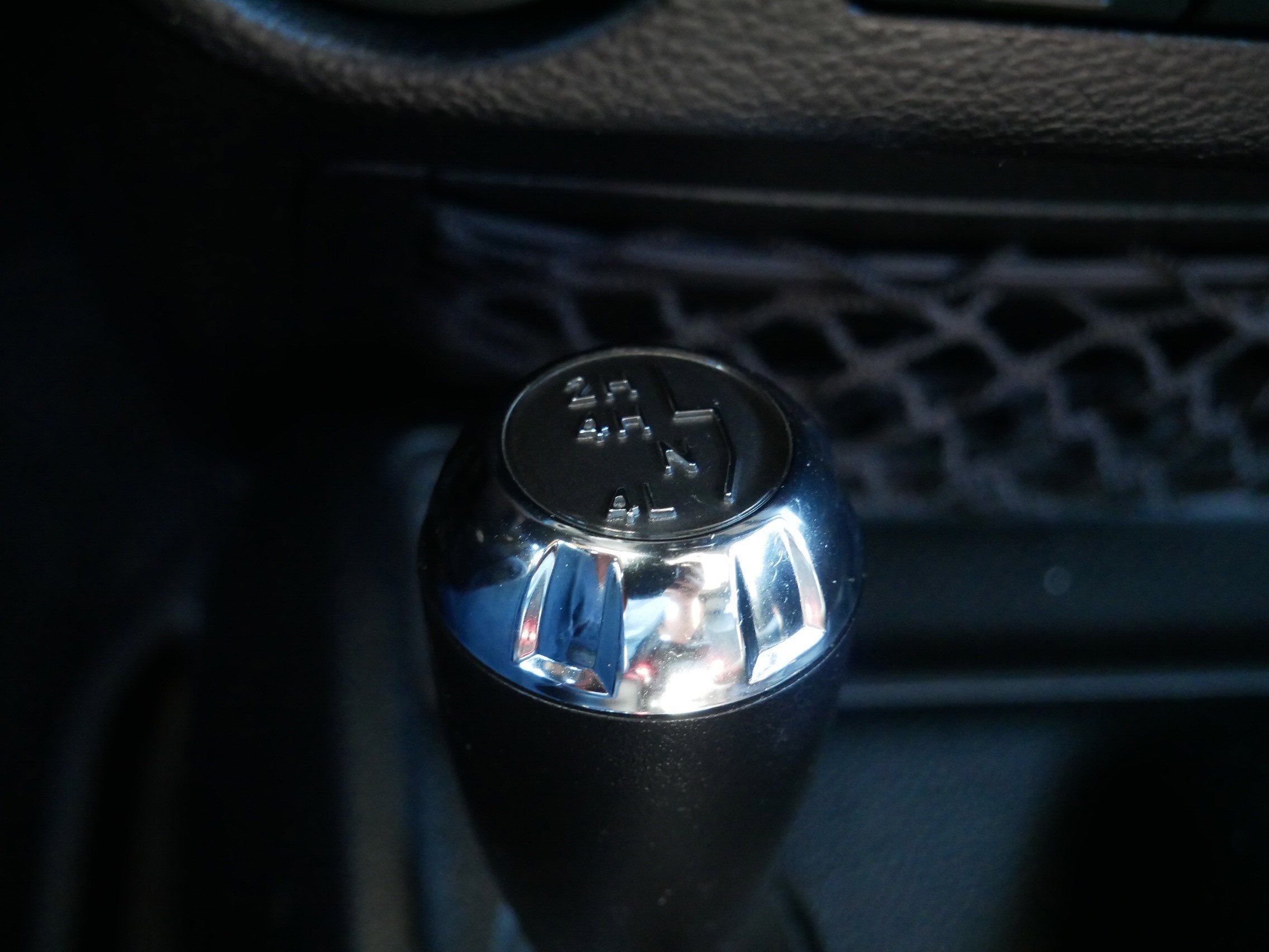 Used 2016 Jeep Wrangler Unlimited Sahara image 30