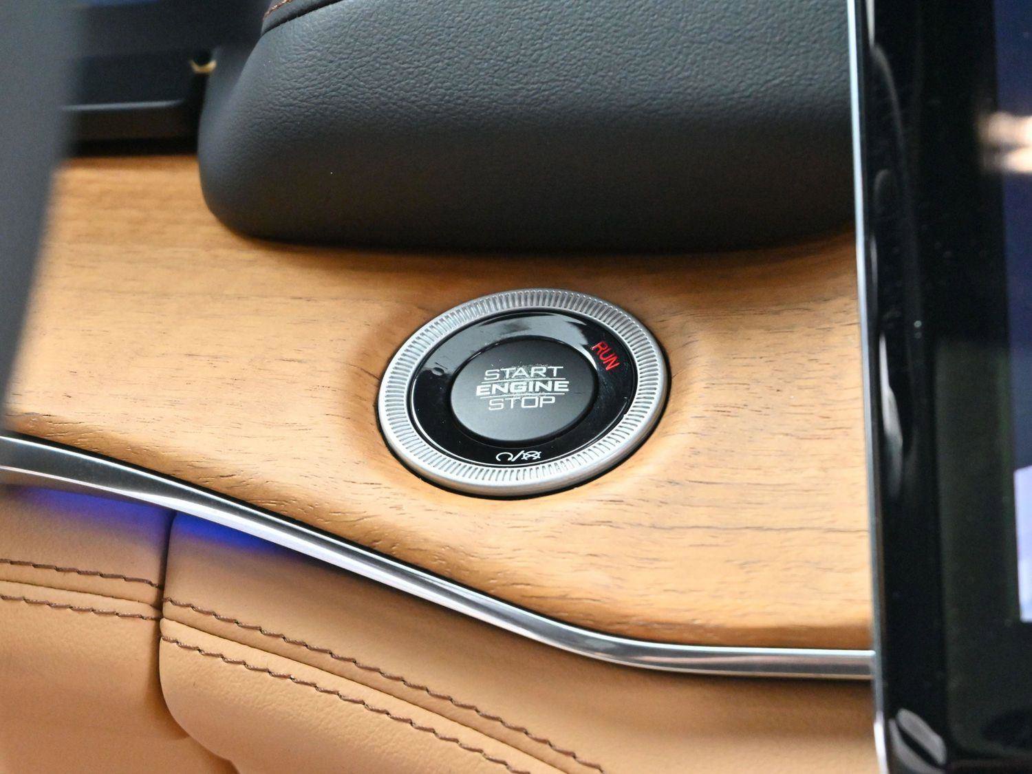 Used 2023 Jeep Grand Cherokee L Summit image 24