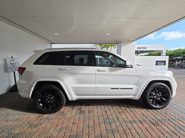 Used 2019 Jeep Grand Cherokee Altitude image 9