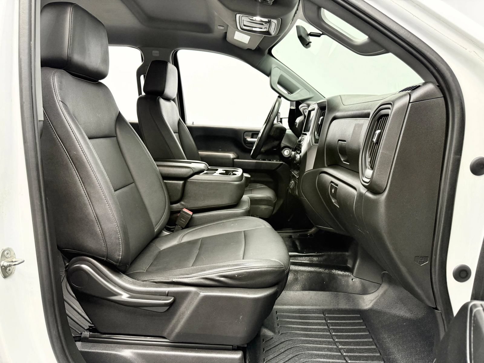 Used 2021 Chevrolet Silverado 2500 W/T w/ WT Convenience Package AWD/4WD image 15