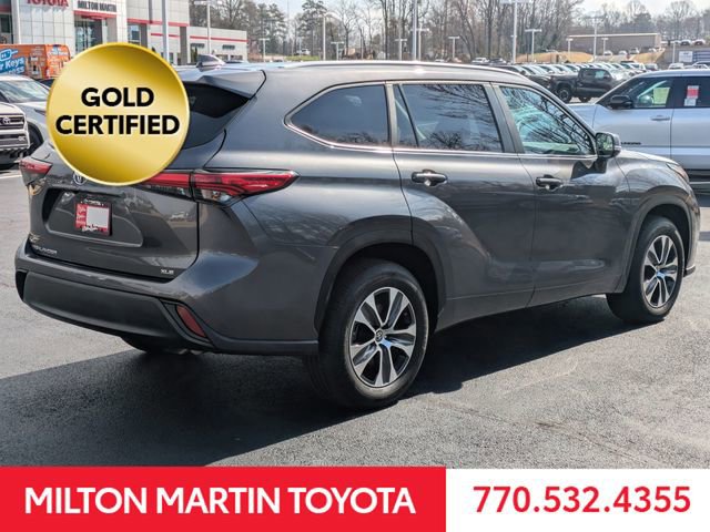 Used 2023 Toyota Highlander XLE image 4