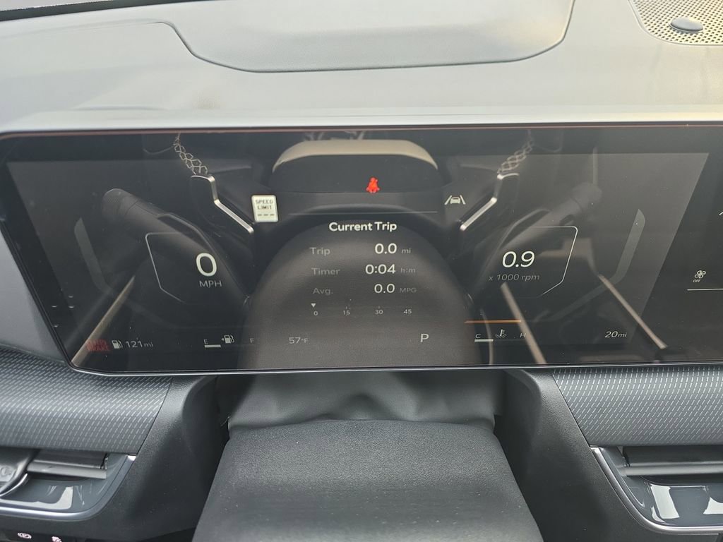 New 2025 Kia K4 GT-Line image 27