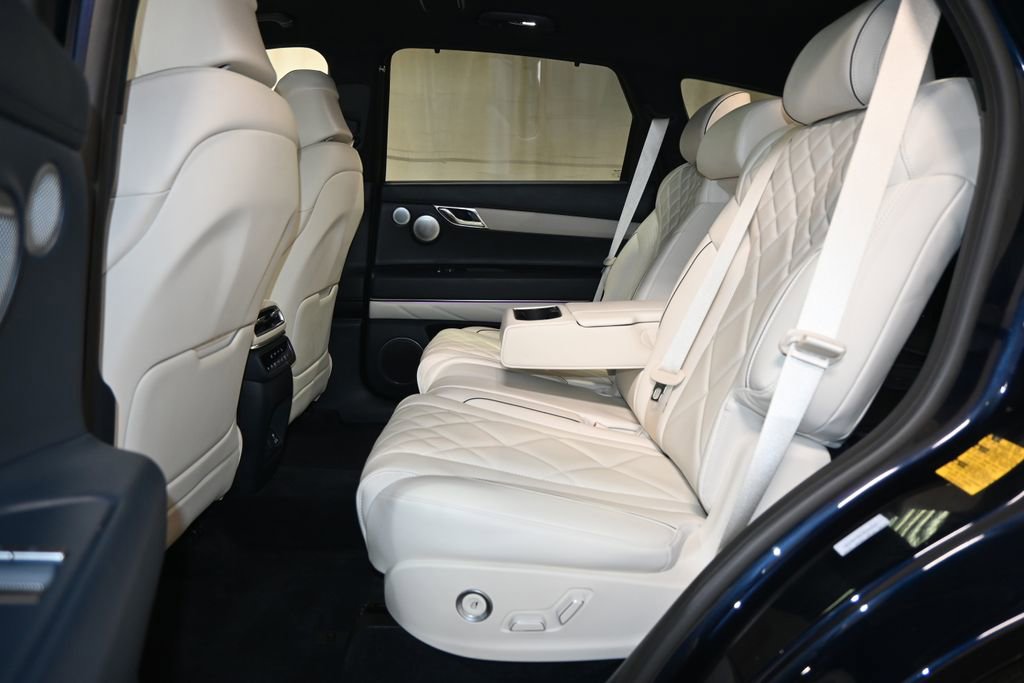 Used 2025 Genesis GV80 3.5T Prestige AWD/4WD image 16