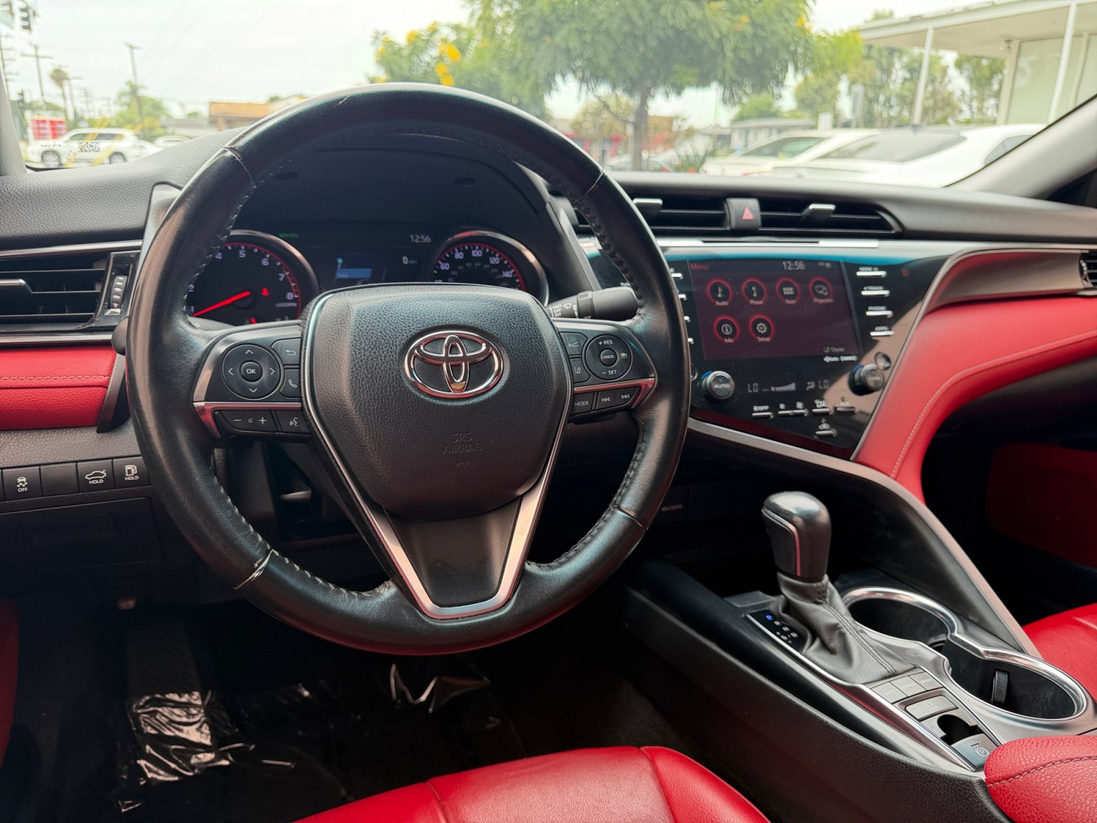 Used 2020 Toyota Camry XSE w/ Blackout Package FWD image 17