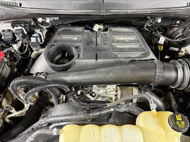 Used 2019 Ford F150 Lariat w/ Trailer Tow Package AWD/4WD image 32