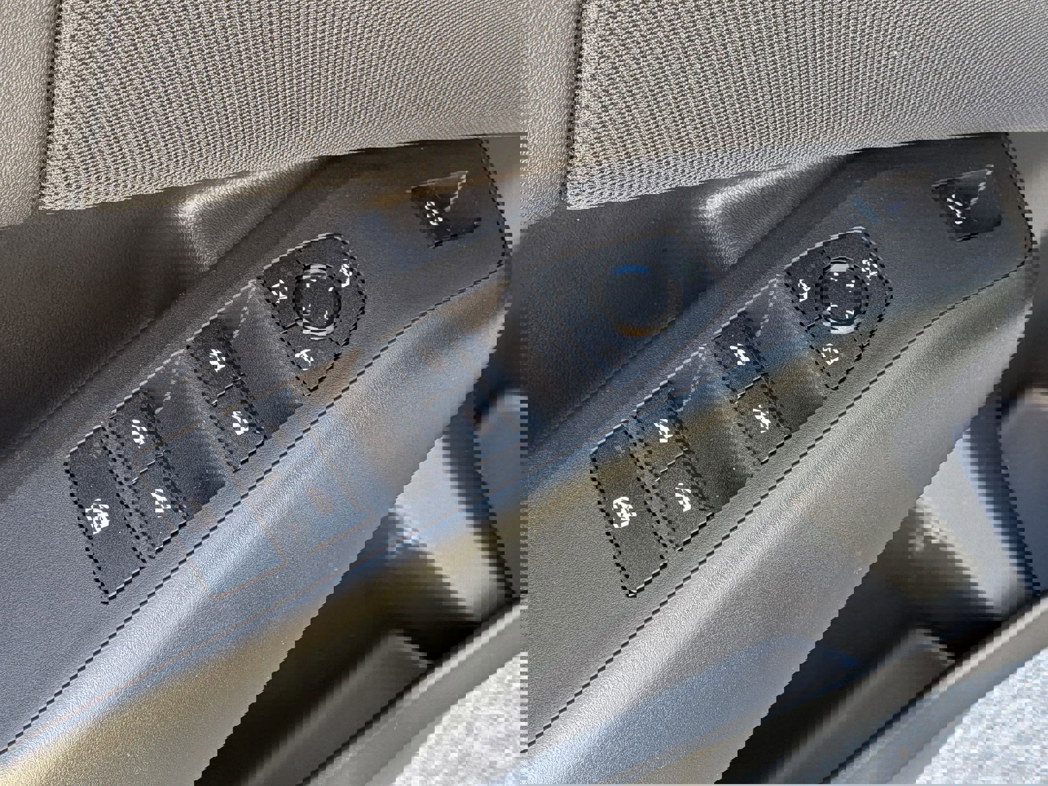 Used 2025 BMW X3 xDrive30i w/ Convenience Package image 13