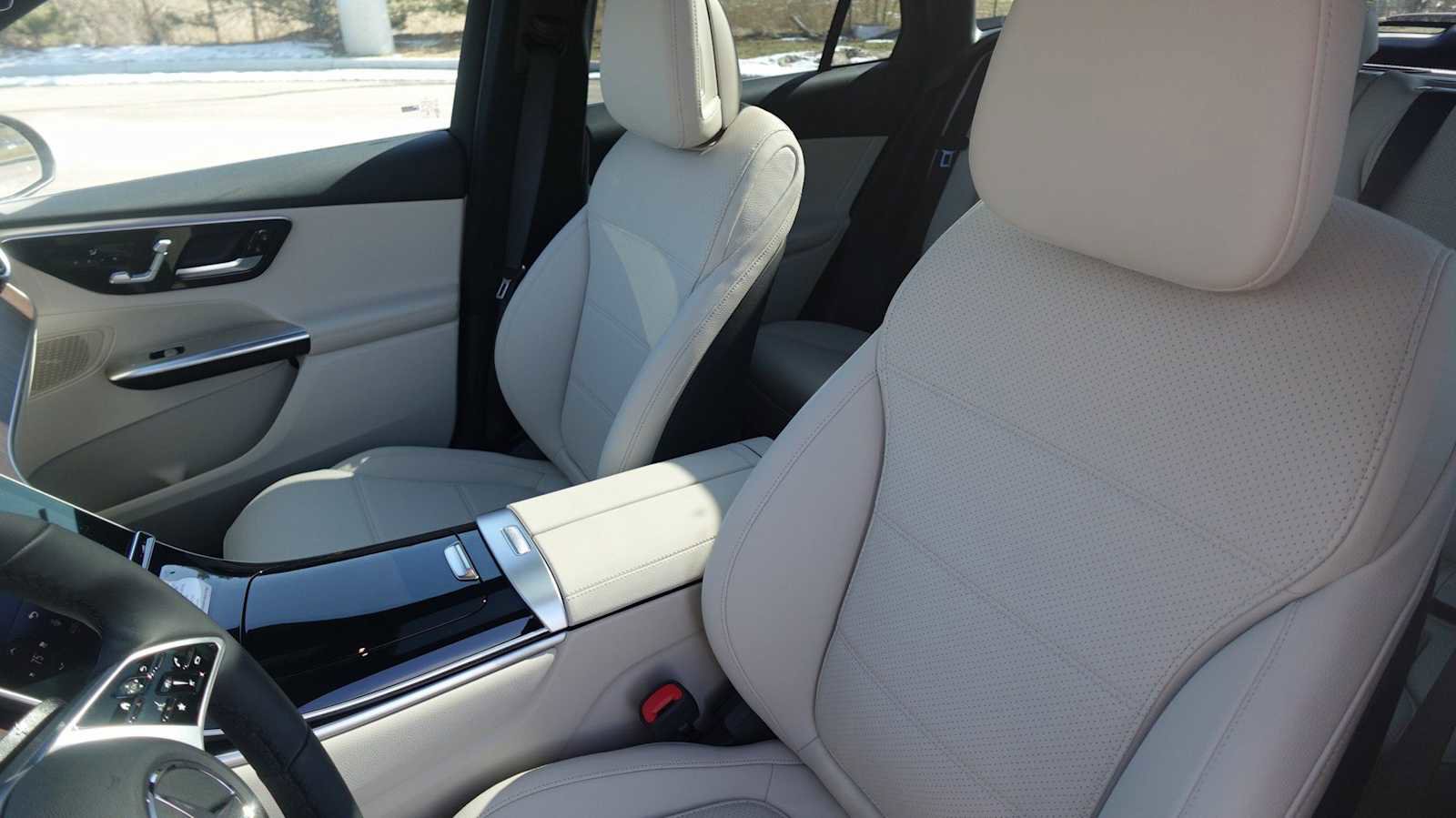New 2026 Mercedes-Benz GLC 300 4MATIC image 31