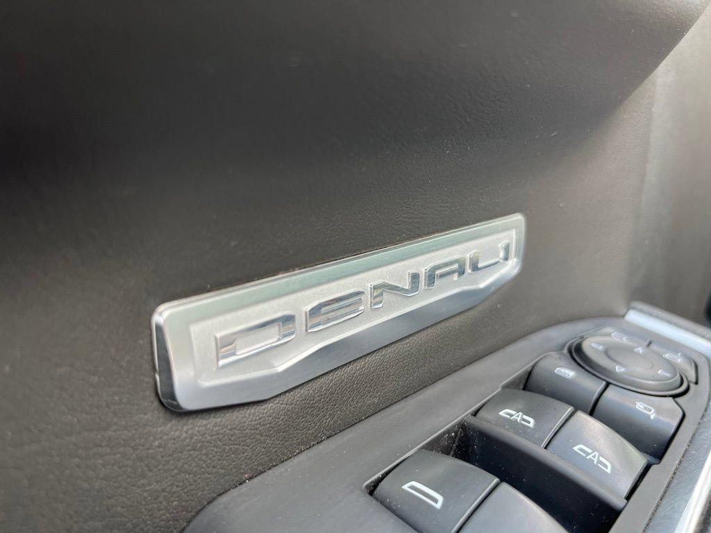 Used 2023 GMC Sierra 1500 Denali w/ Denali Reserve Package AWD/4WD image 16