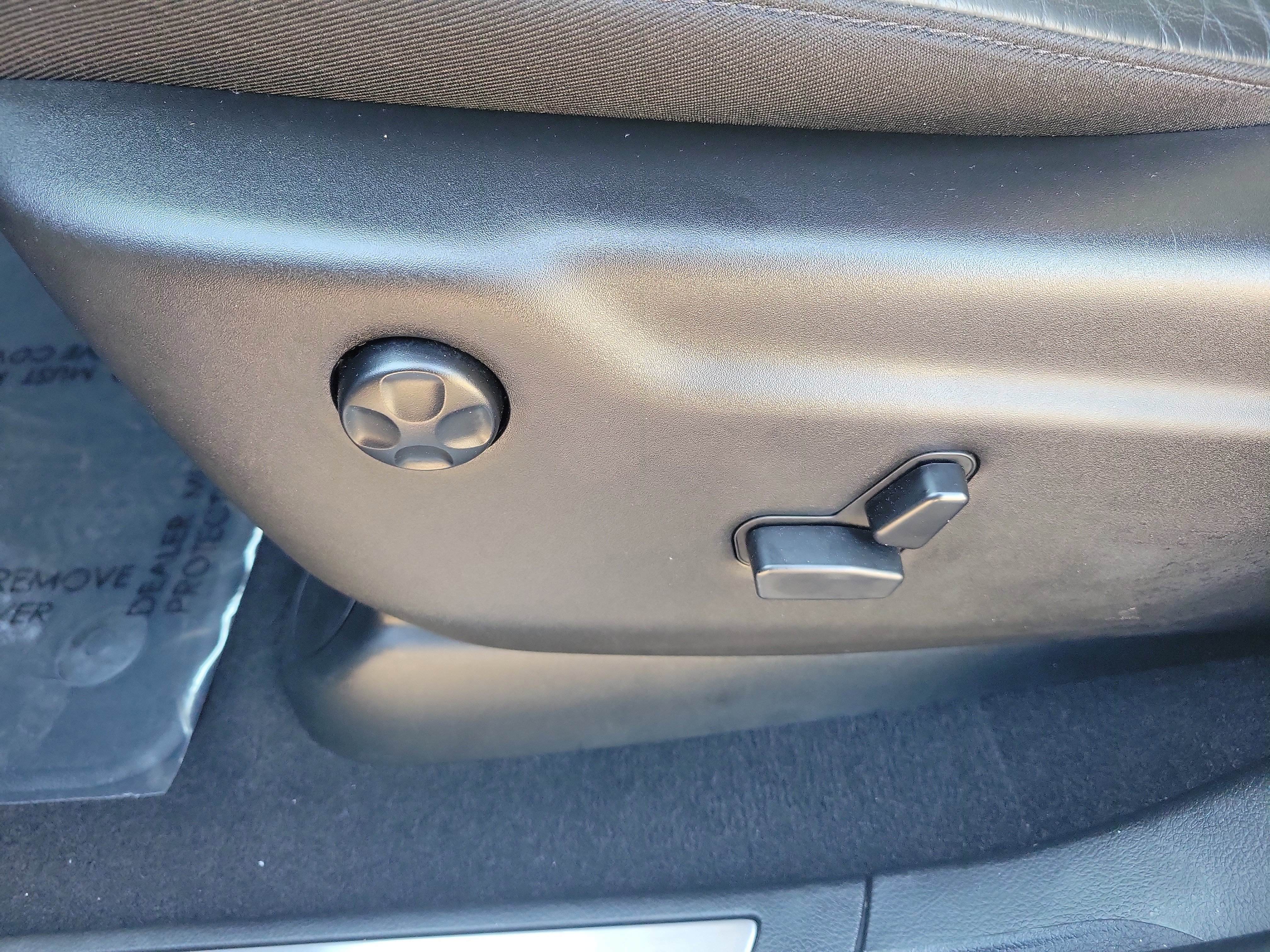 Used 2025 Dodge Durango GT image 25