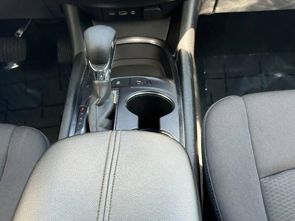 Used 2024 Chevrolet Malibu LT image 14