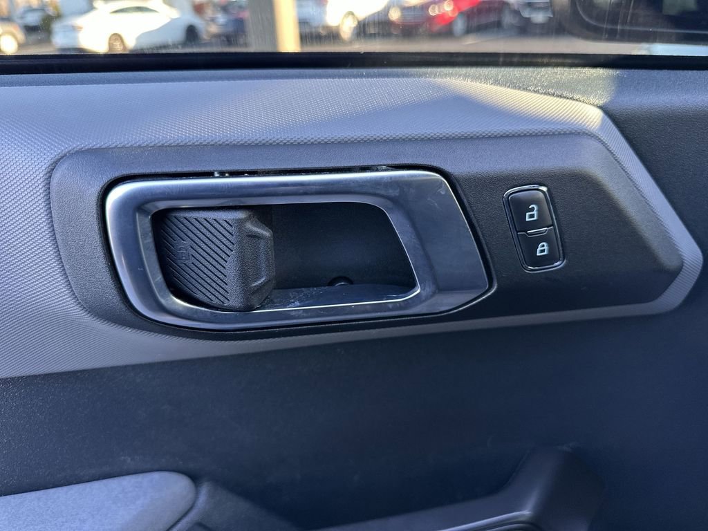 Used 2024 Ford Bronco Everglades image 13