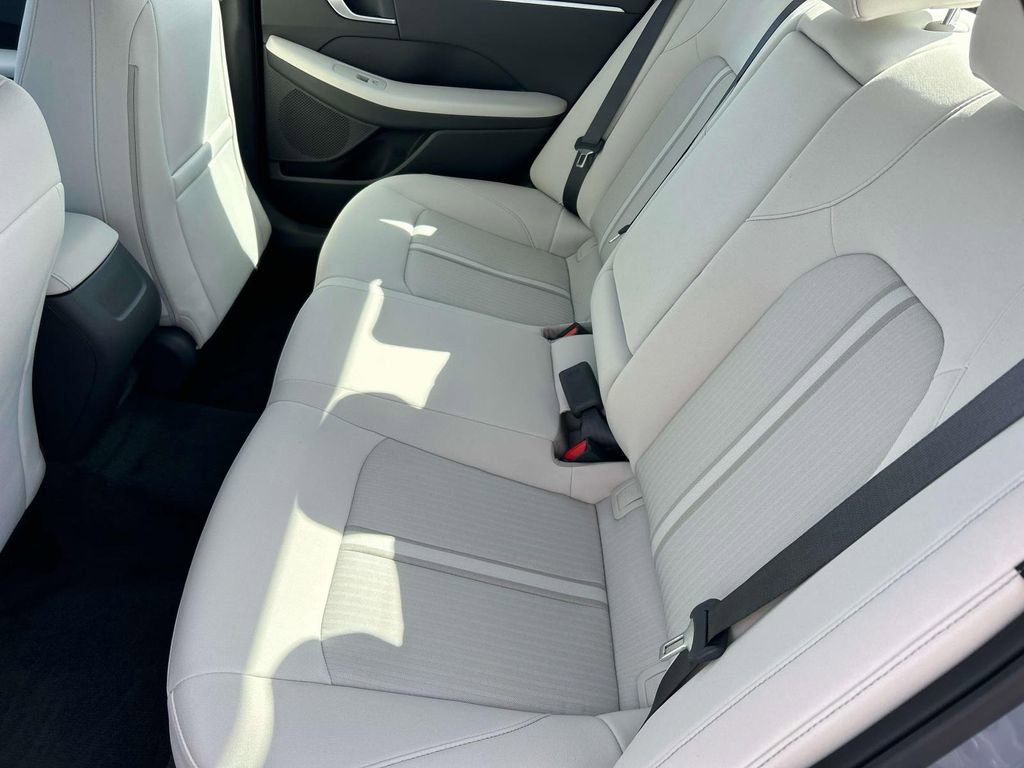 New 2026 Hyundai Sonata SEL image 17
