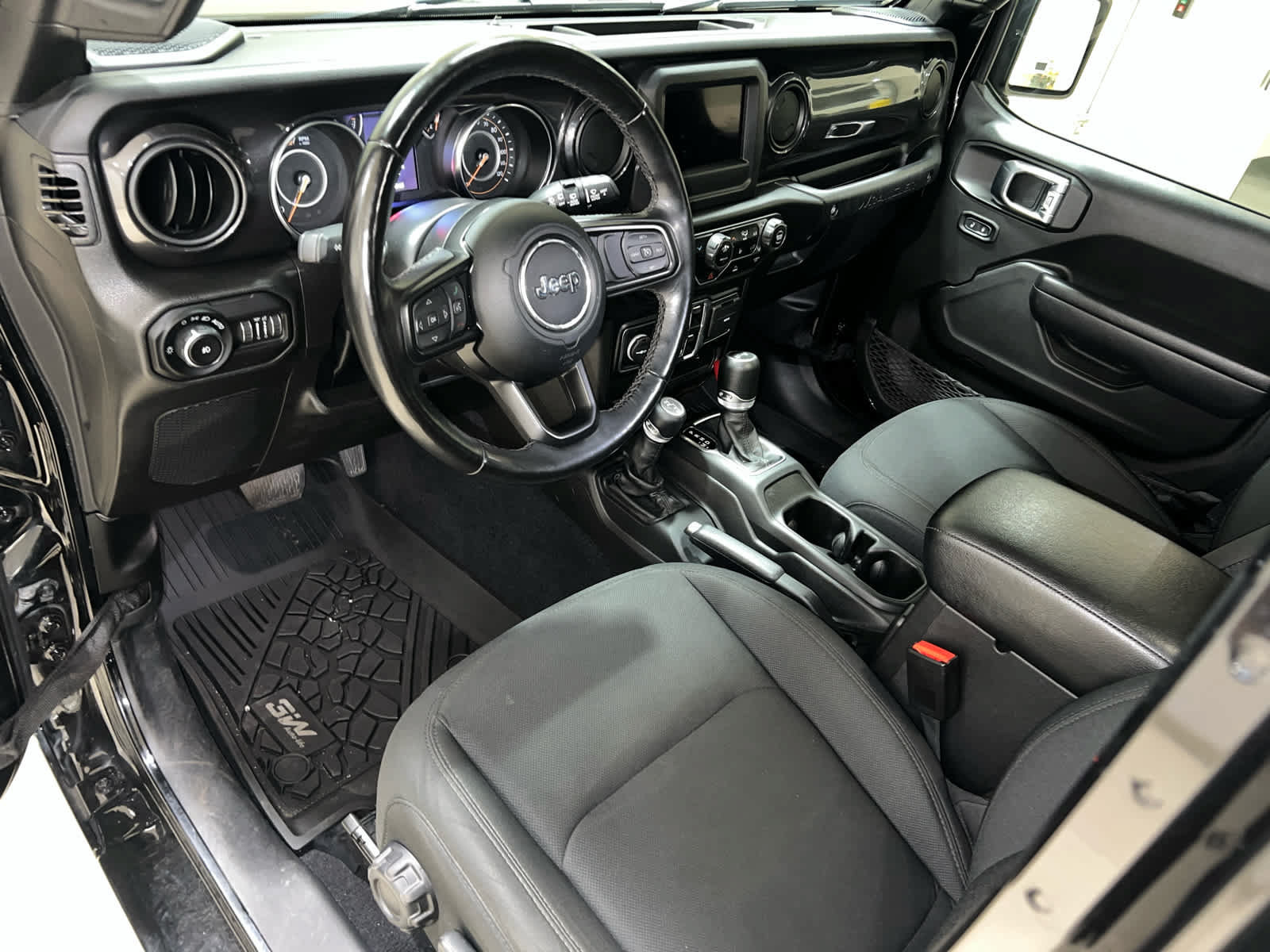 Used 2022 Jeep Wrangler Unlimited Sport AWD/4WD image 14