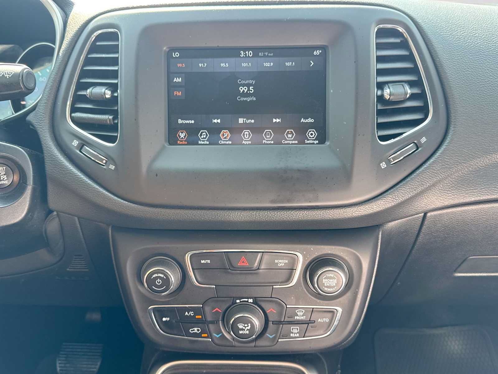 Used 2019 Jeep Compass Sport FWD image 26