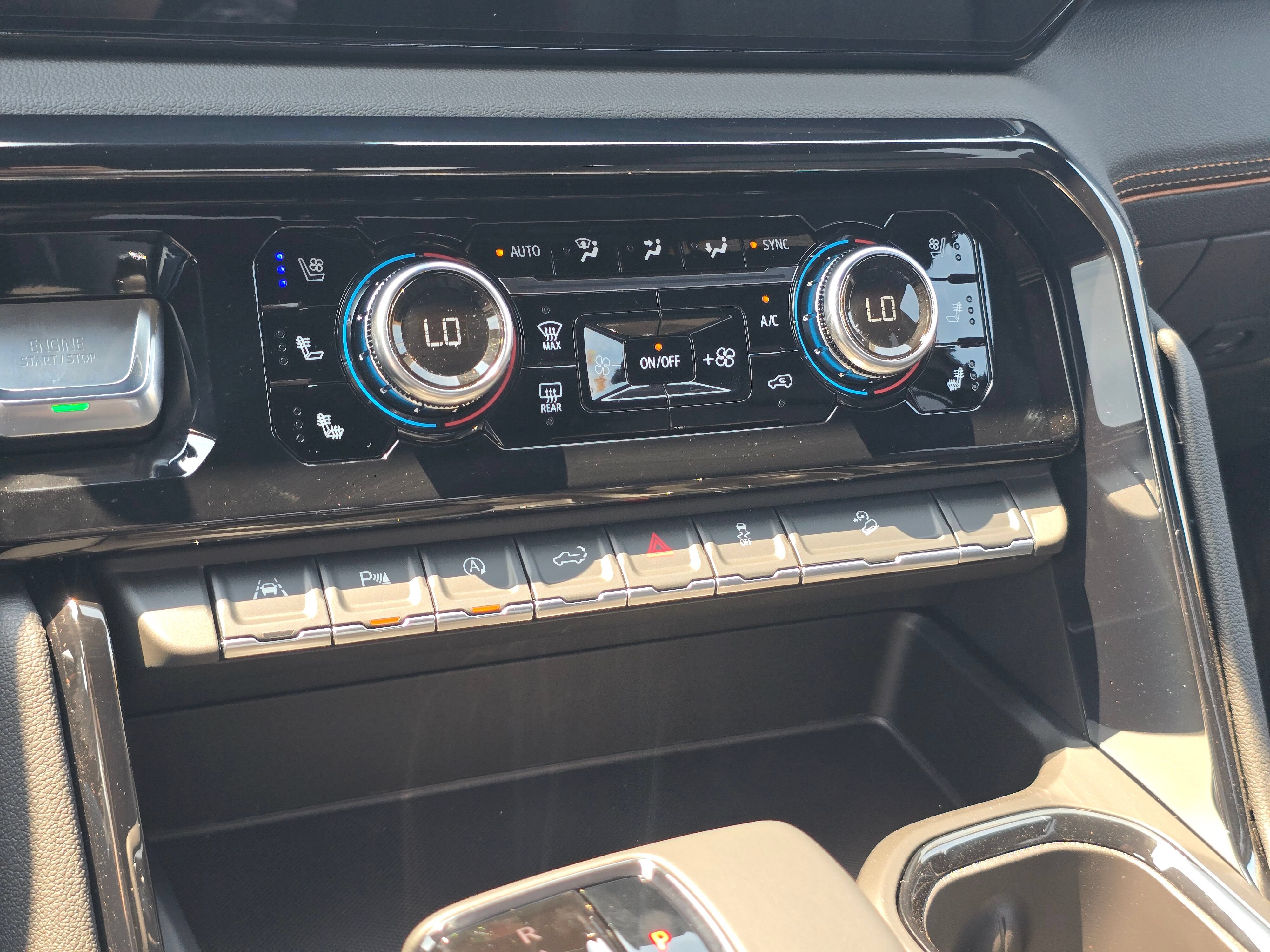 New 2026 GMC Sierra 1500 AT4 w/ AT4 Premium Package AWD/4WD image 19