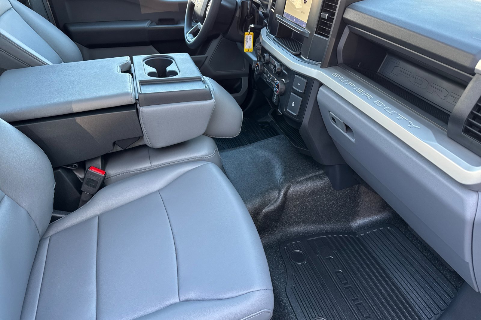 New 2025 Ford F250 XL w/ XL Chrome Package image 13