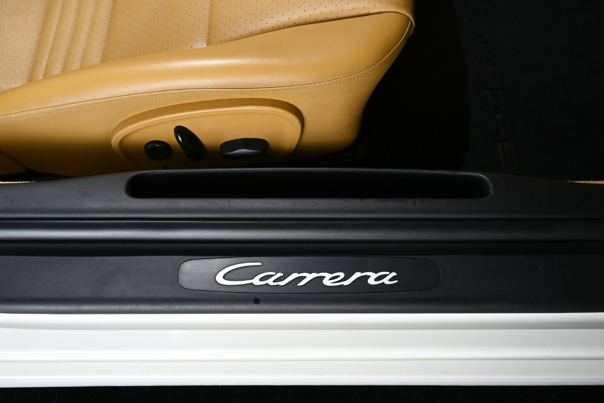 Used 2001 Porsche 911 Carrera RWD image 21