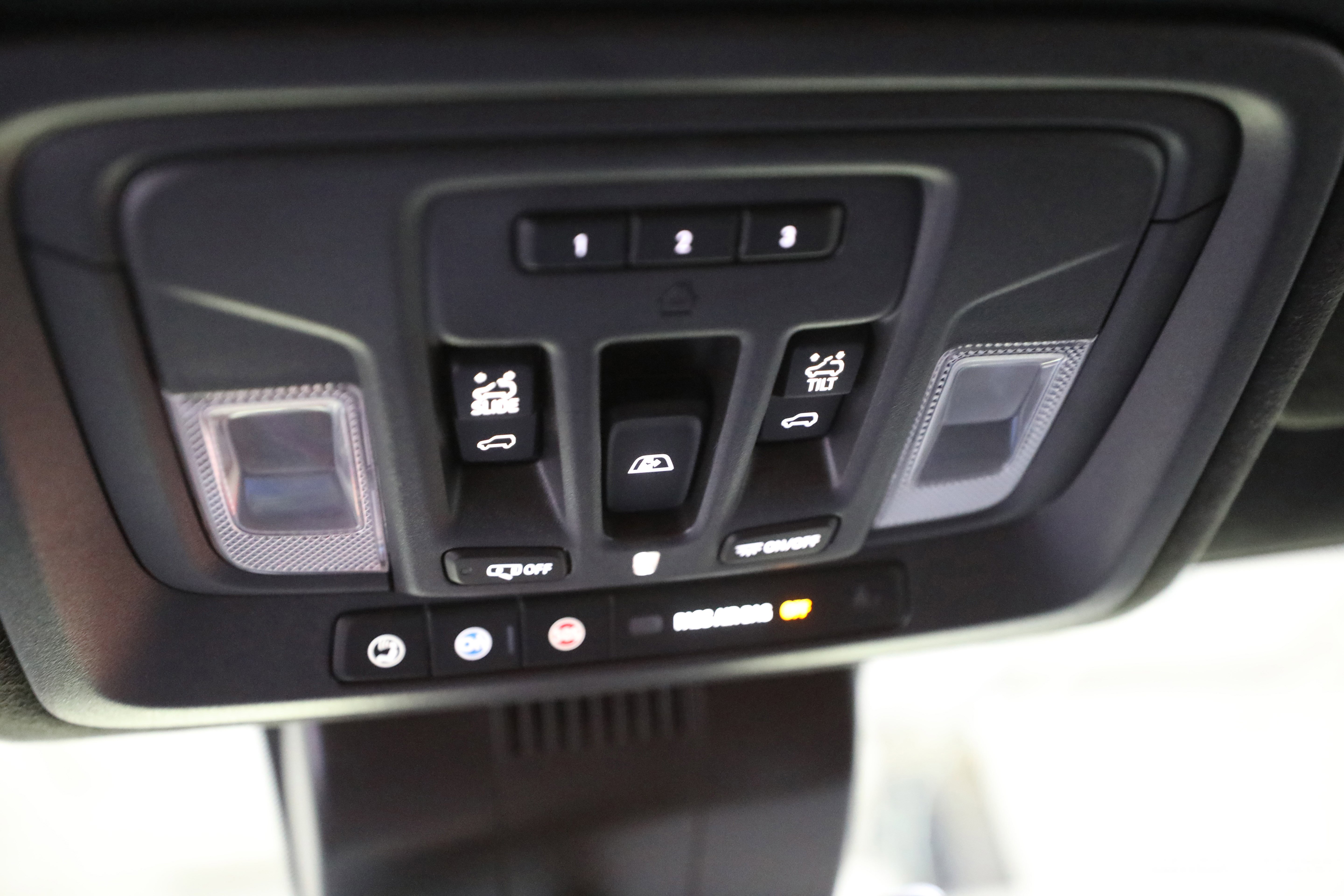 Used 2023 GMC Sierra 1500 Denali Ultimate image 30