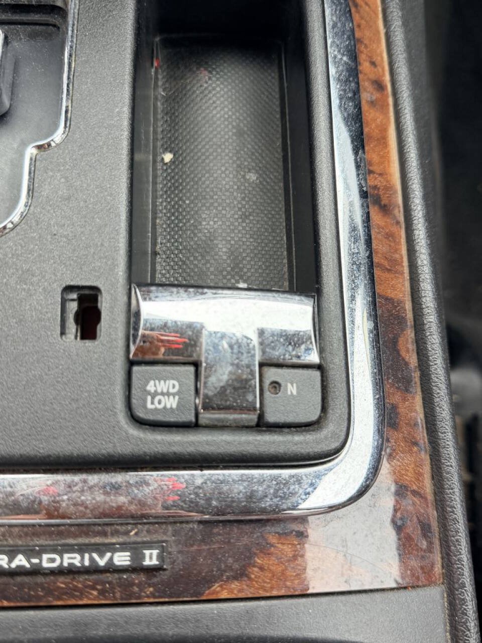 Used 2008 Jeep Grand Cherokee Overland AWD/4WD image 23