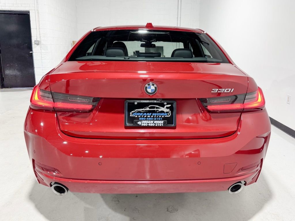 Used 2024 BMW 330i Sedan image 9