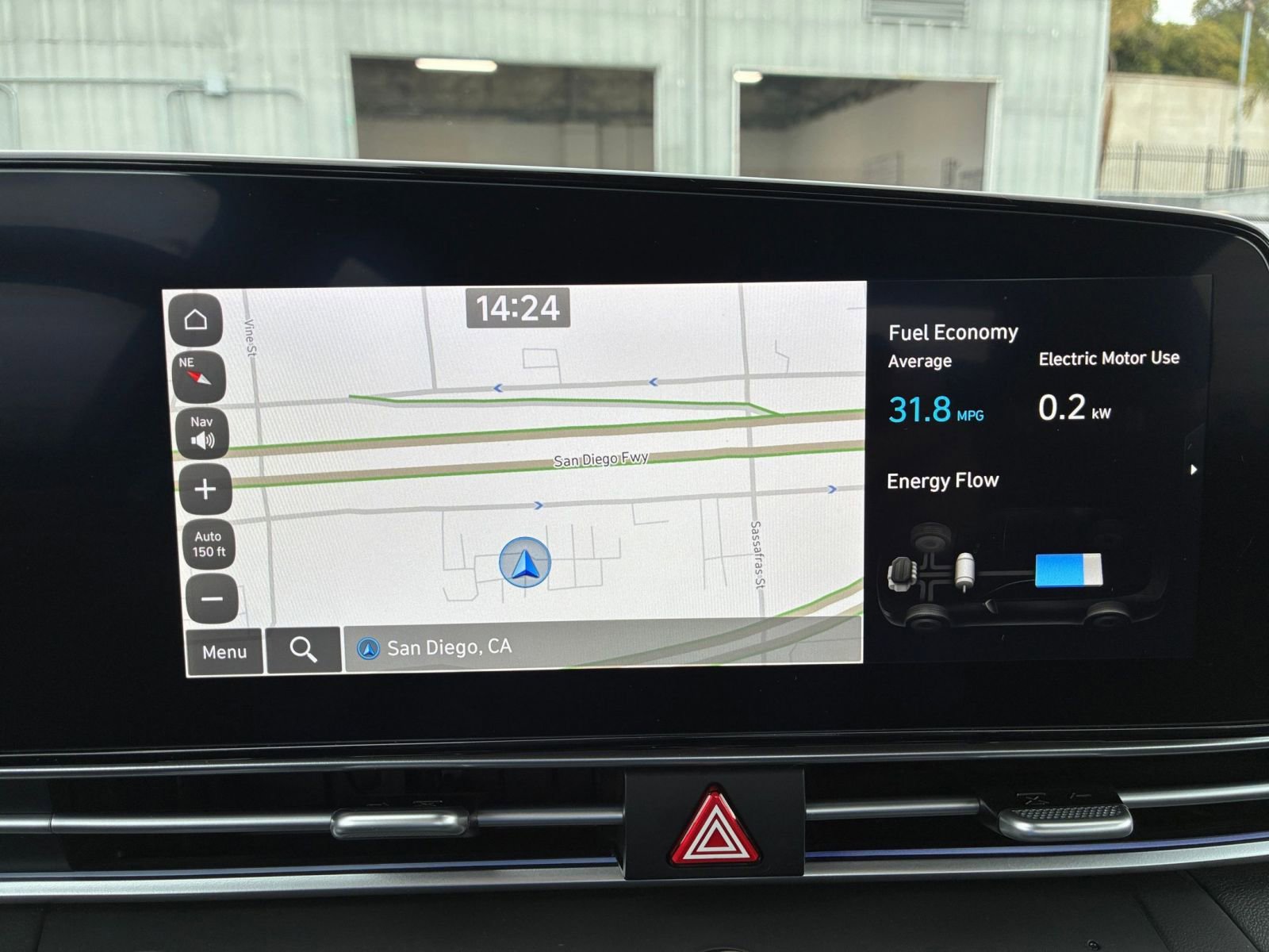 Used 2025 Hyundai Elantra Limited image 20