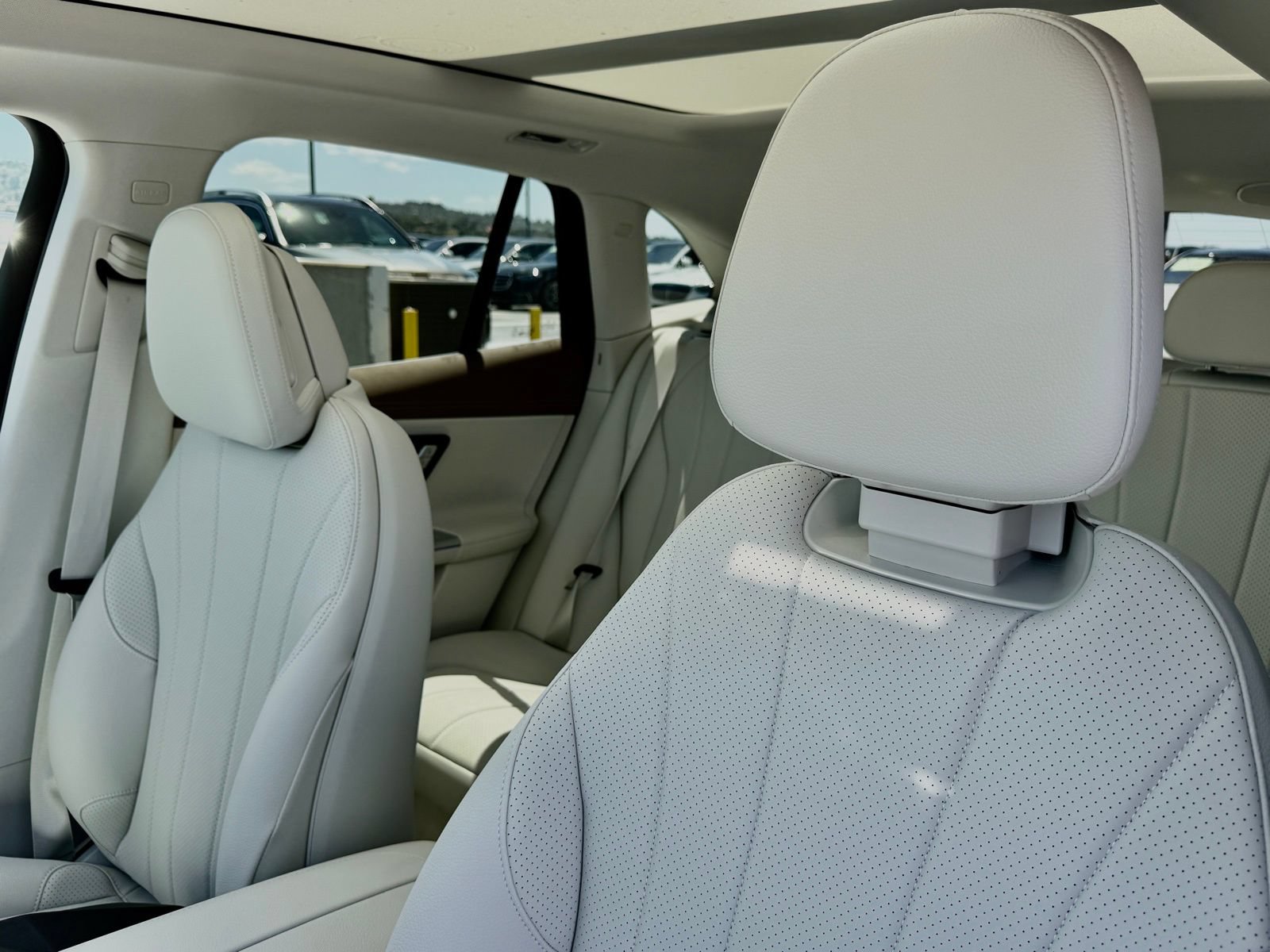 New 2026 Mercedes-Benz EQE 320 4MATIC SUV image 20
