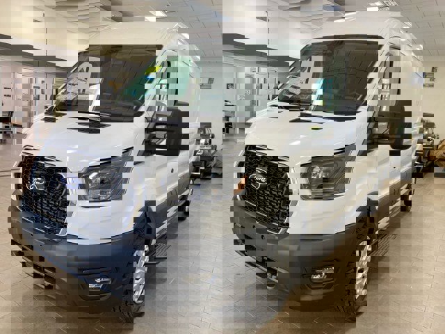 New 2026 Ford Transit 350 148 Medium Roof w/ Exterior Upgrade Package image 4