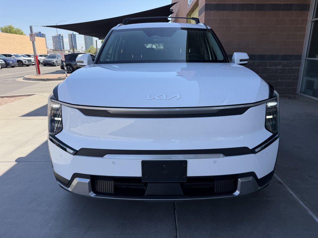 Used 2025 Kia EV9 Wind AWD/4WD image 10