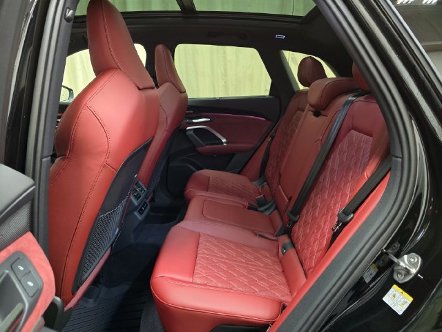 New 2026 Audi SQ5 Prestige AWD/4WD image 24