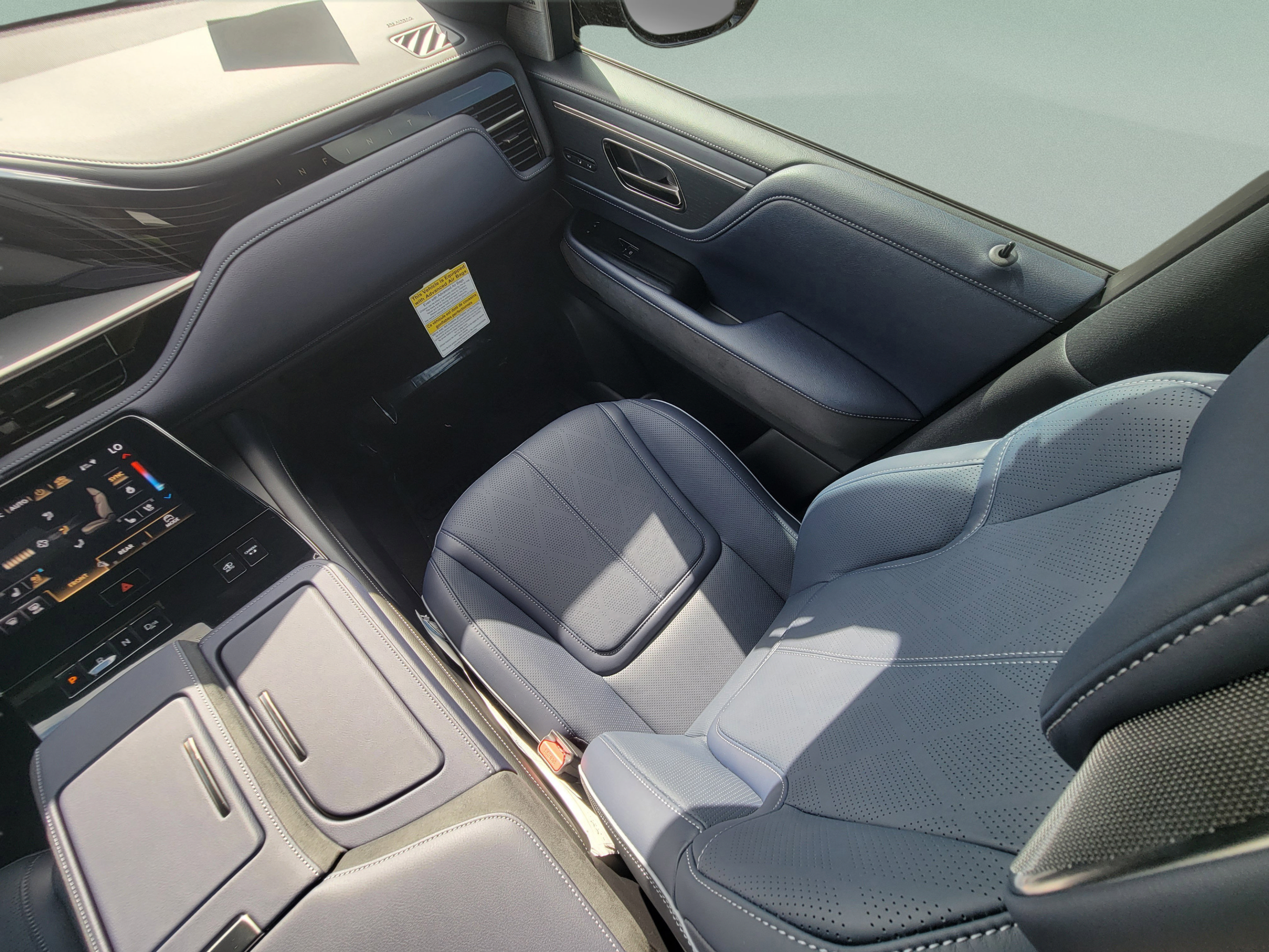 Used 2026 INFINITI QX80 4WD w/ Sport Exterior Package image 19