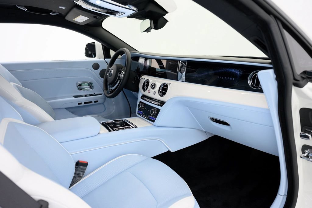 Used 2025 Rolls-Royce Spectre AWD/4WD image 54