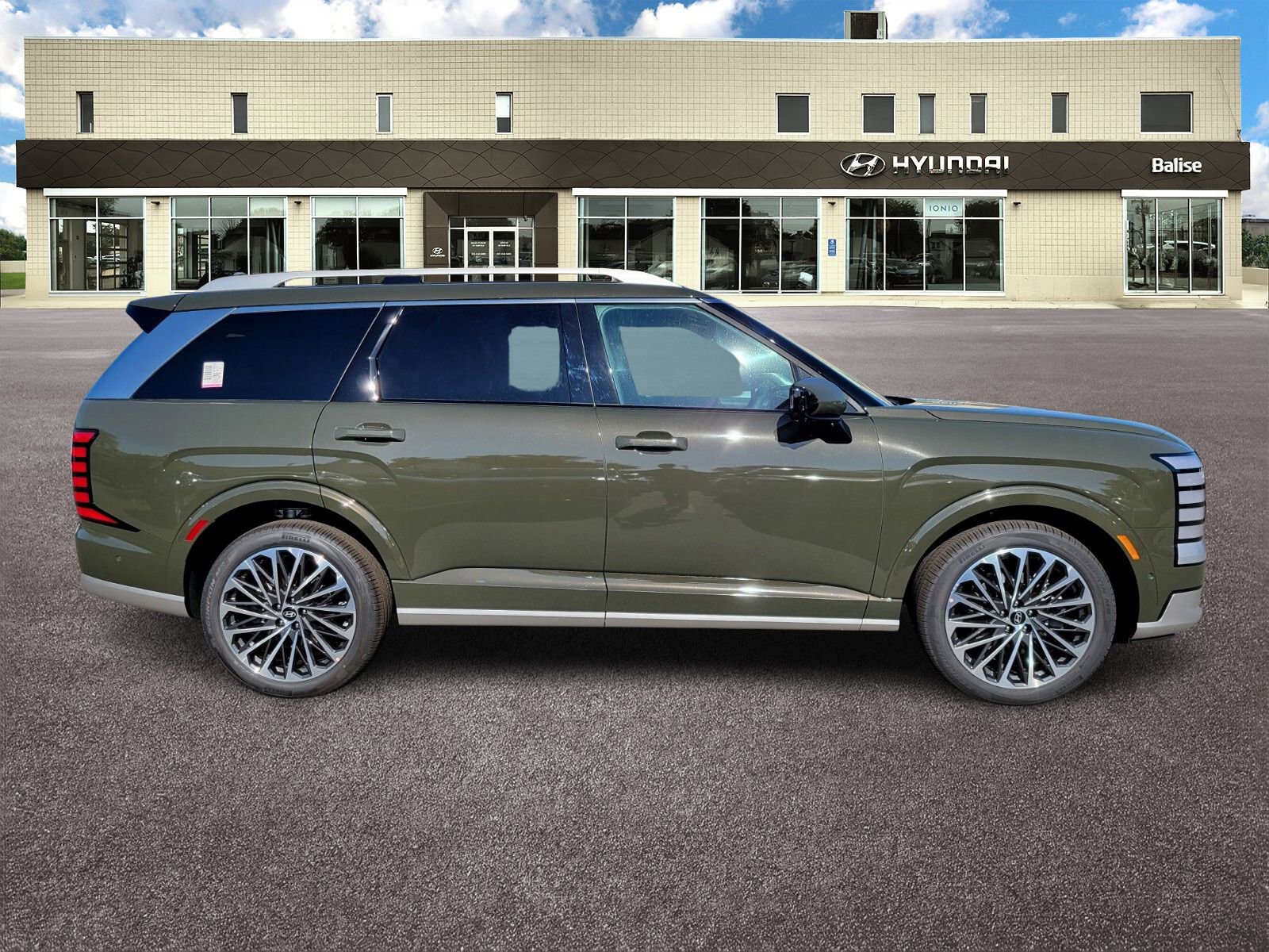 New 2026 Hyundai Palisade Calligraphy image 2