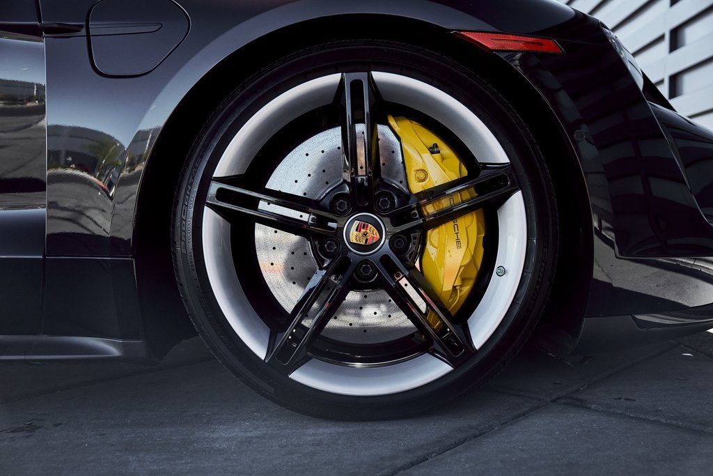 Used 2020 Porsche Taycan Turbo S image 23