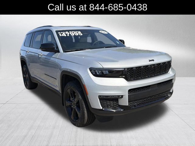 Certified 2025 Jeep Grand Cherokee L Limited w/ Luxury Tech Group II AWD/4WD image 3