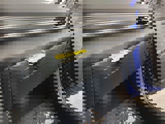 Used 2023 Hyundai Elantra SEL w/ Convenience Package image 31