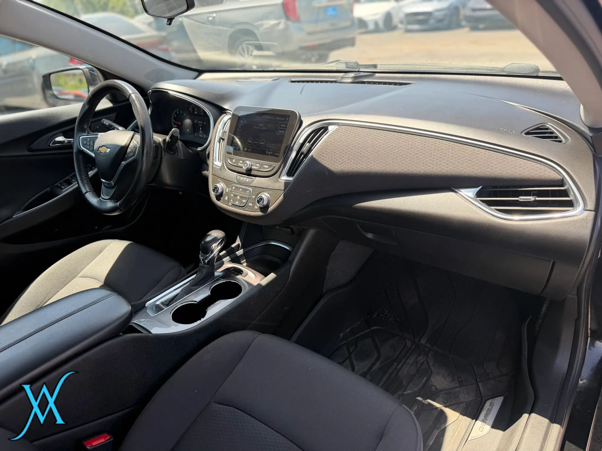 Used 2021 Chevrolet Malibu LT FWD image 24
