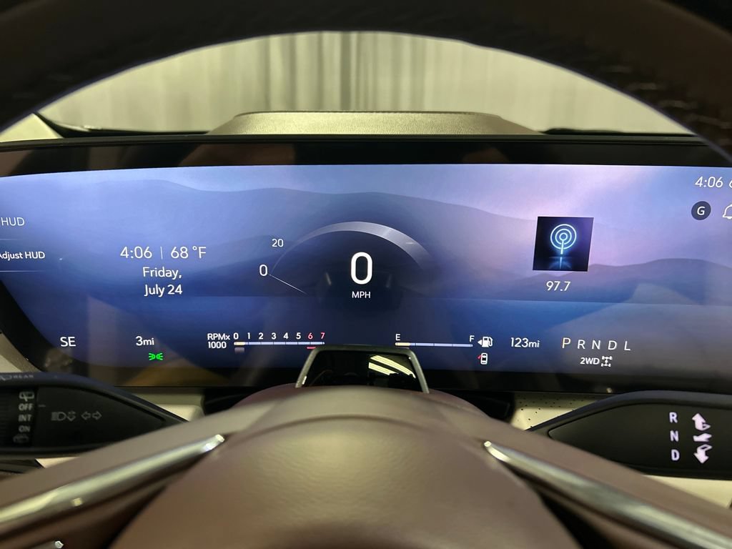 New 2026 Buick Enclave Avenir w/ Super Cruise Package AWD/4WD image 14