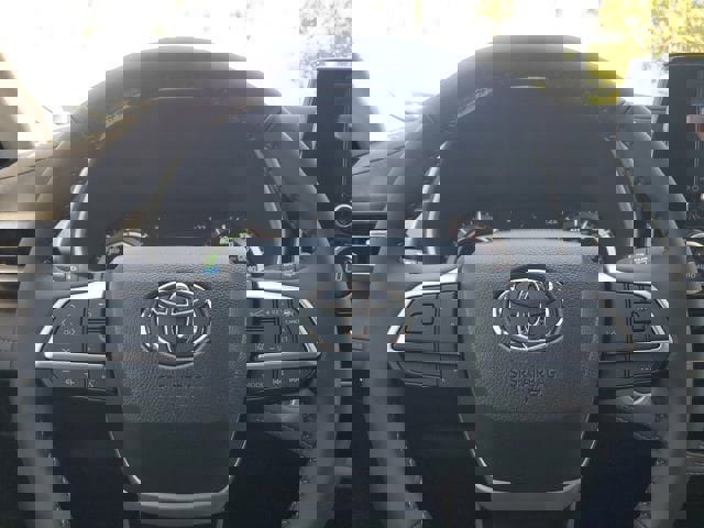 New 2026 Toyota Highlander XLE image 21