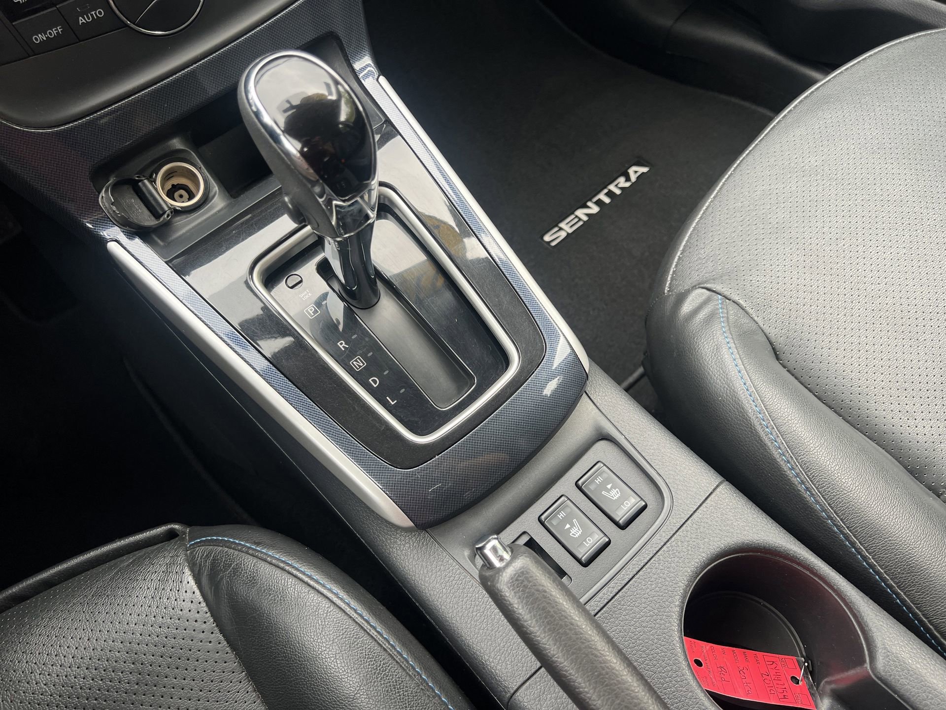 Used 2019 Nissan Sentra SR w/ Premium Package (SR) image 7