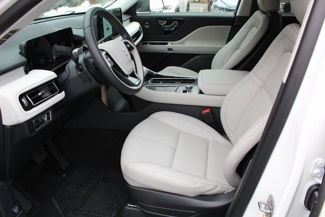 New 2026 Lincoln Aviator Reserve AWD/4WD image 12