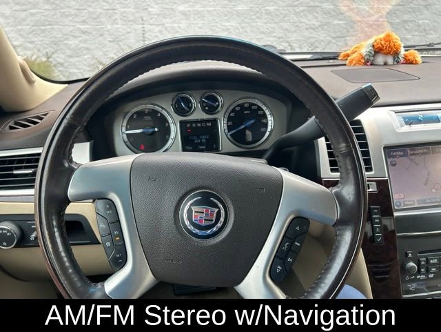Used 2012 Cadillac Escalade EXT Premium AWD/4WD image 2