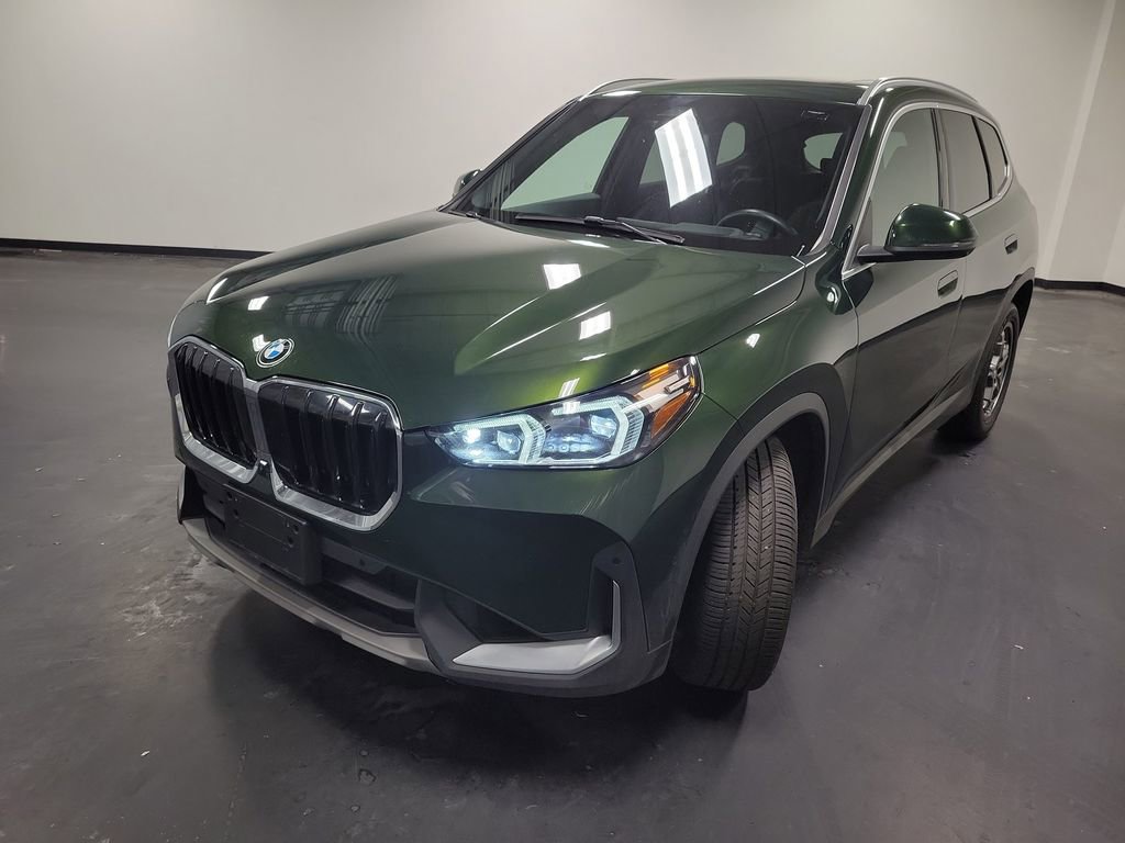 Used 2023 BMW X1 xDrive28i w/ Premium Package image 4