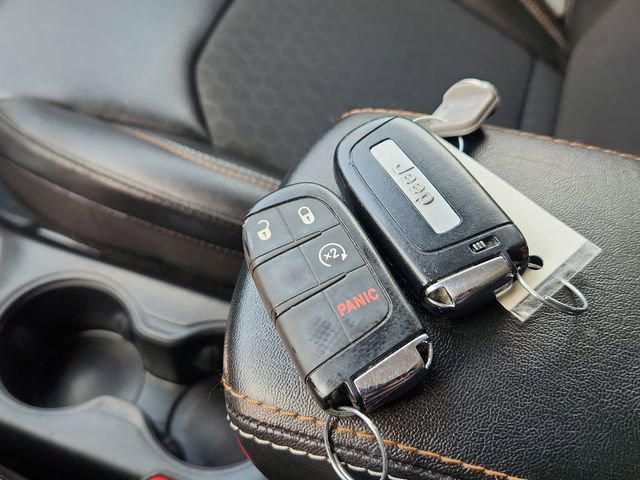 Used 2021 Jeep Compass Latitude w/ Convenience Group AWD/4WD image 45