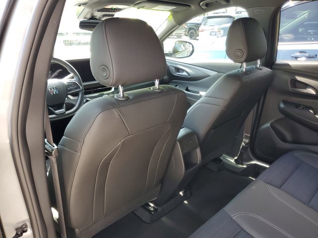 Used 2024 Buick Envista Preferred w/ Convenience I Package FWD image 12