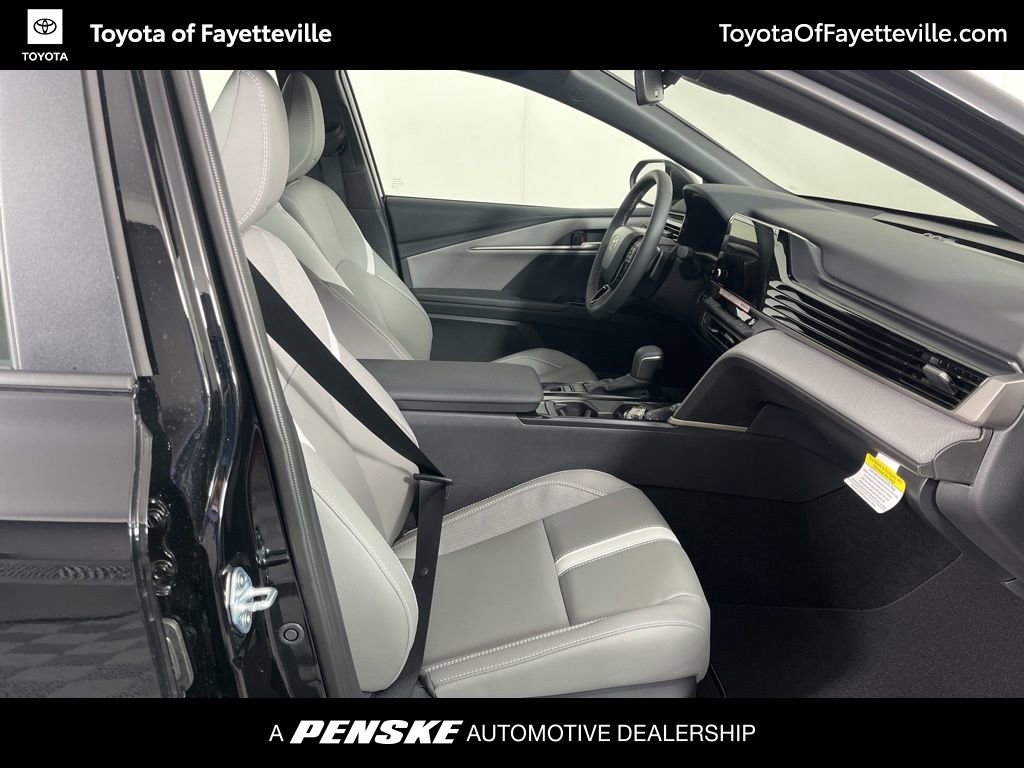 New 2026 Toyota Camry SE FWD image 8