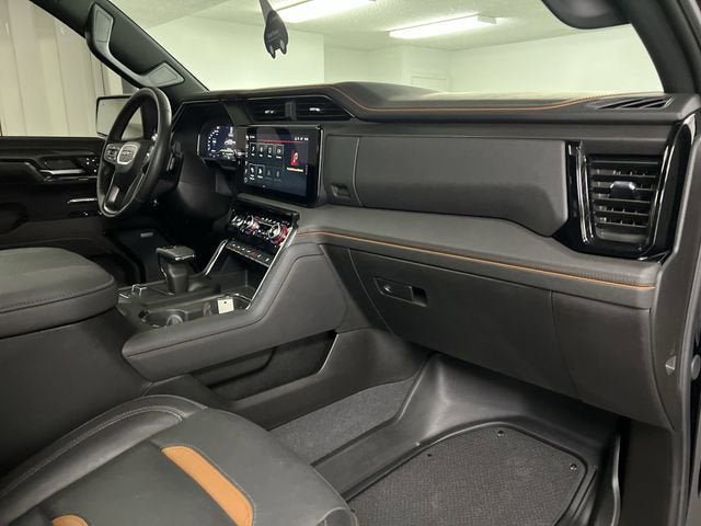 Certified 2024 GMC Sierra 1500 AT4 w/ Technology Package AWD/4WD image 29